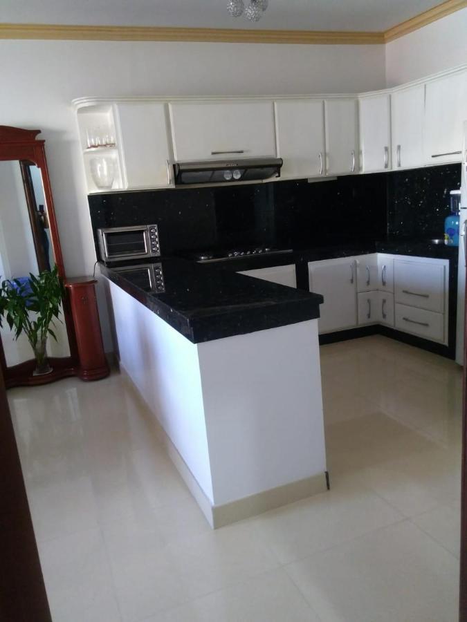 Departamentos Marcecilia De 2 Y 3 Habitaciones En El Centro De Manta Bagian luar foto