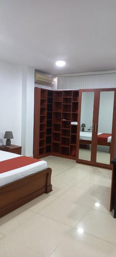 Departamentos Marcecilia De 2 Y 3 Habitaciones En El Centro De Manta Bagian luar foto